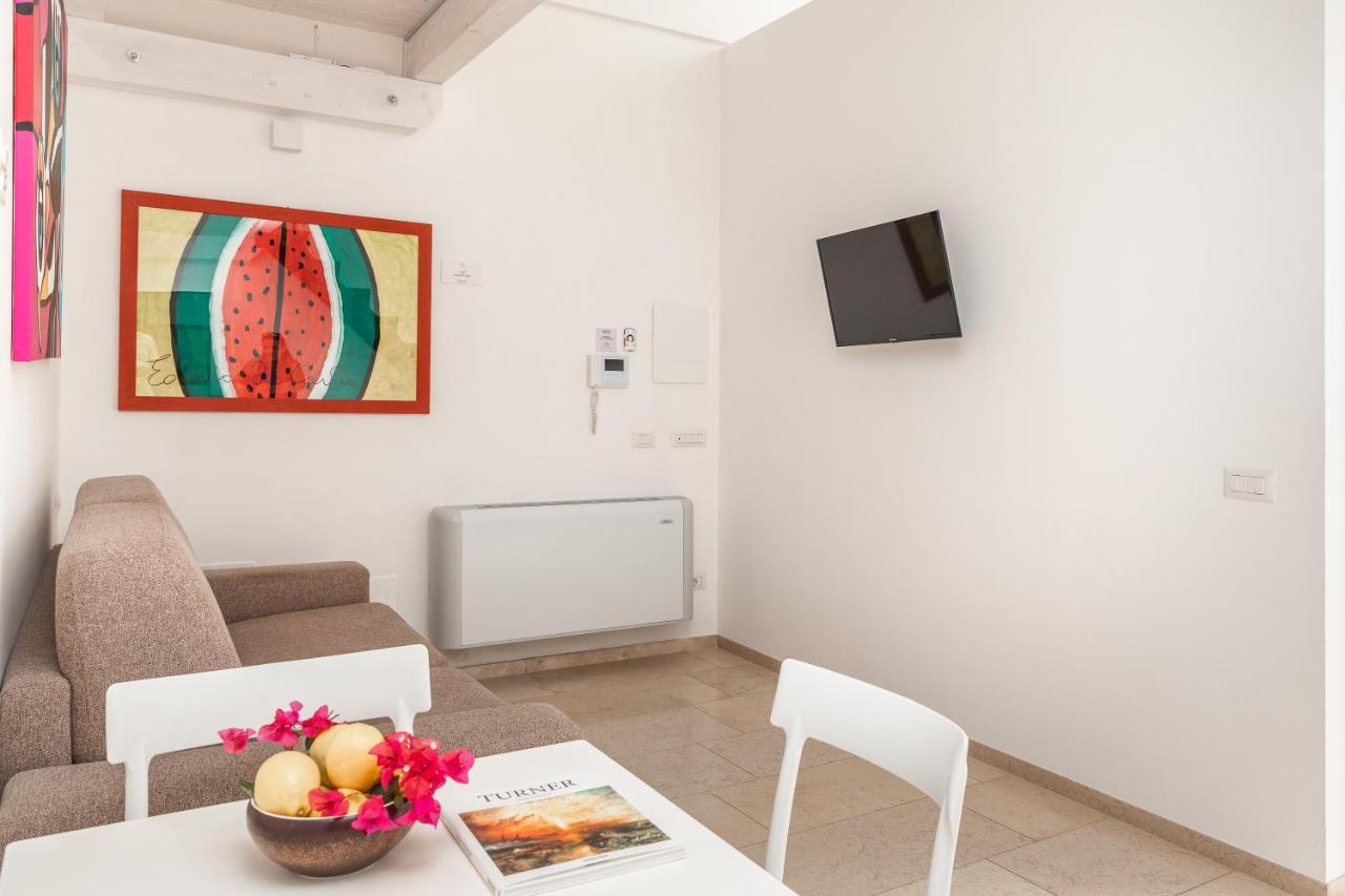 Palazzo Novecento Bed & Breakfast Полиняно а Маре Екстериор снимка