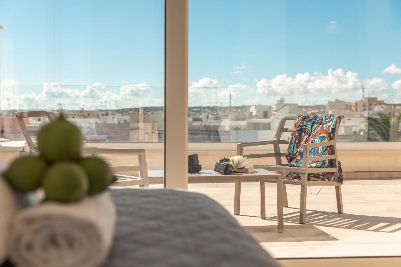 Palazzo Novecento Bed & Breakfast Полиняно а Маре Екстериор снимка